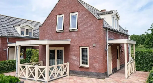 Sun-soaked Bungalow in Simonshaven