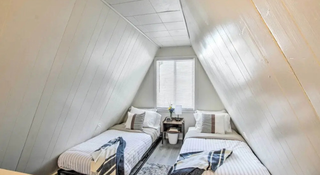 Charming Evanston A-frame: Dog Friendly!, Varaa Lomakoti Evanston Wyoming