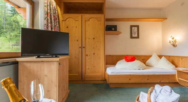 Erlebnishotel Hubertushof, Rezervovat Hotel Hotely v Tyrolsko se snídaní, Snídaně