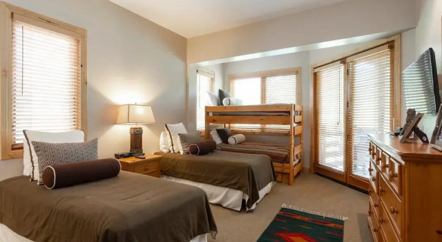 Trail's End Lodge at Deer Valley Resort - Two Bedroom Residence with Spa #406 2 Condo, Забронировать Курортный отель Отели Парк-Сити с завтраком, Завтраки