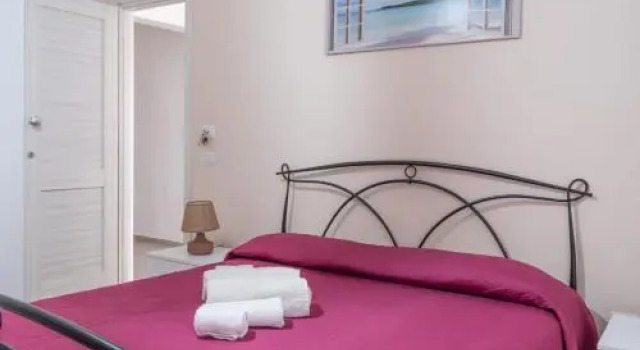 B&B Raggio Di Sole, Забронировать Отель «постель и завтрак» Отели Торре-Лапилло с парковкой, Парковка