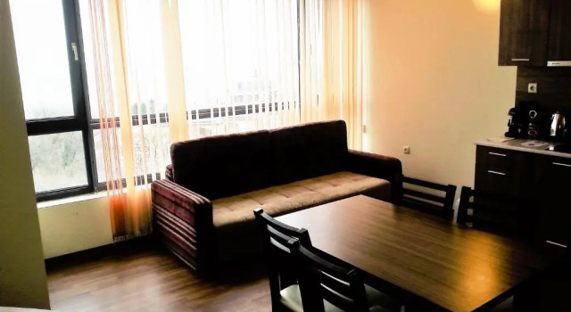 Apartments Yalta, Забронировать Апартаменты/квартира Отели Варненской области с бассейном, рядом с Центр курорта Золотые Пески, Бассейн