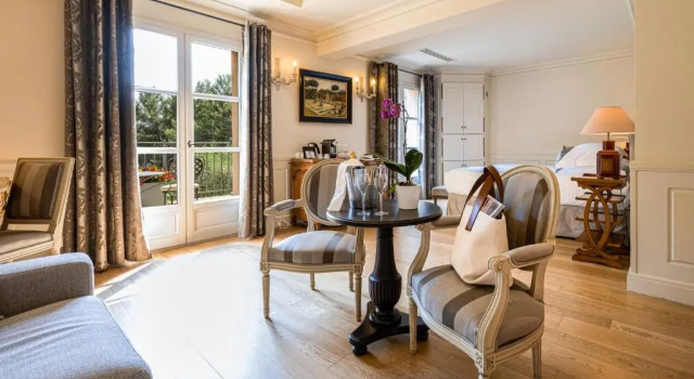 Полулюкс Hôtel & Spa du Castellet