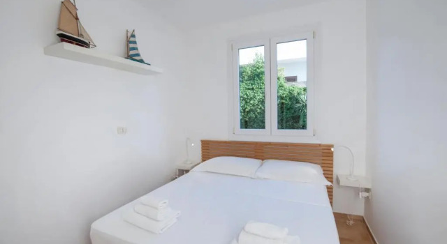 Apartment 2 With Pool And Sea View