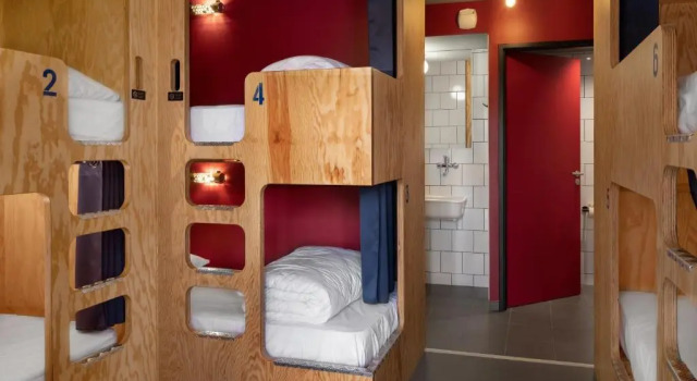Кровать в общем номере Eklo Hotels Paris Roissy CDG Airport