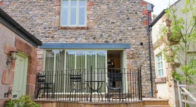 3 Coach House Mews