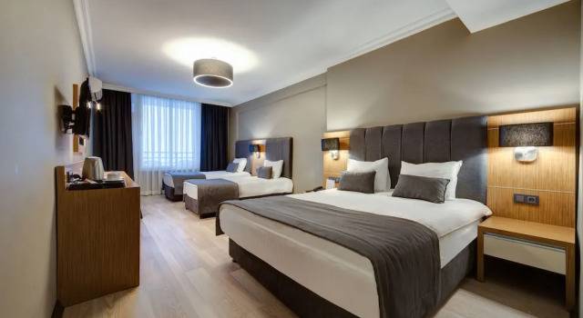 Четырёхместный номер Standard с балконом Sahil Martı Hotel