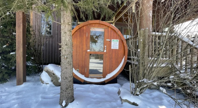Коттедж с 4 комнатами с балконом Bet Your Ace