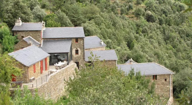 Le Ranc Des Avelacs