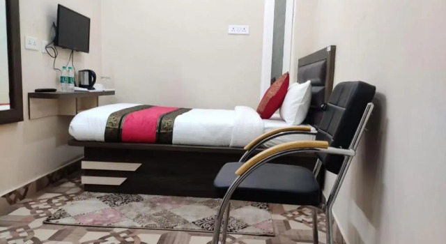 Одноместный номер Standard Hotel KB Palace