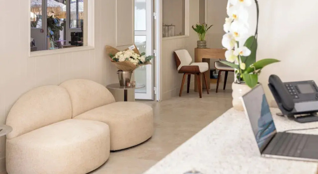 Hôtel Lou Juan, Забронировать Отель Жюан-ле-Пен Приморские Альпы
