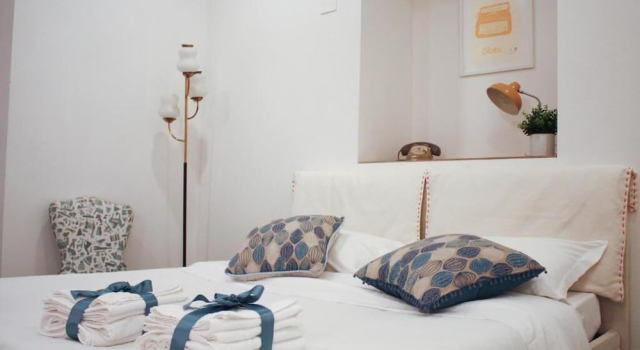 Sa Prazza Guesthouse, Забронировать Гостевой дом Кальяри Южная Сардиния, рядом с Национальный археологический музей
