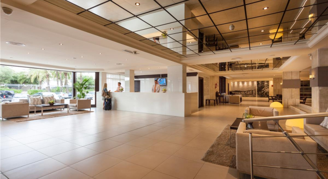 Zafiro Rey Don Jaime, Book Hotel 4-stjernede hoteller i Santa Ponsa, 4*