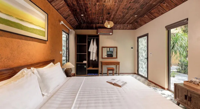 Двухместный номер Deluxe с видом на бассейн Trang An Aroma Homestay