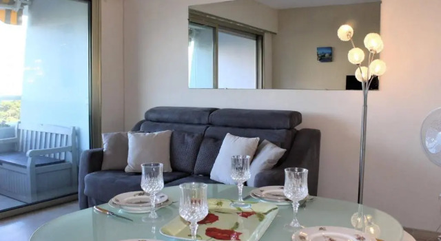 Appartement Villeneuve-Loubet, 2 pièces, 4 personnes - FR-1-252A-9