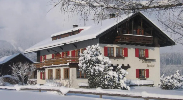 Landhaus Alpenhof, Varaa Lomakoti Hotellit Baijeri pysäköinnillä, Pysäköinti