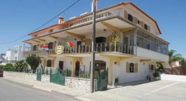 Hotel de Charme Os Dois Galos, Book Hotel Giz Alentejo