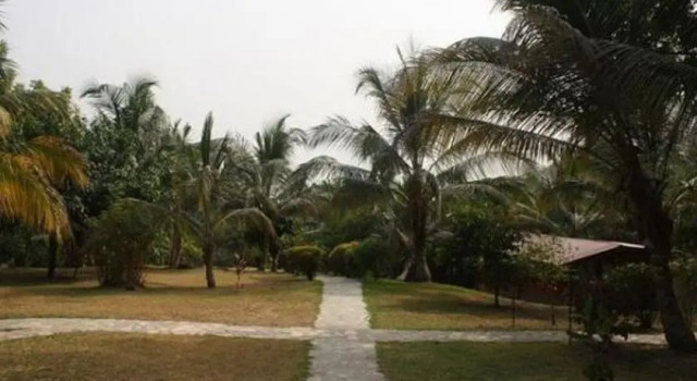 Lake Point Guest House, Book Pension Obo 