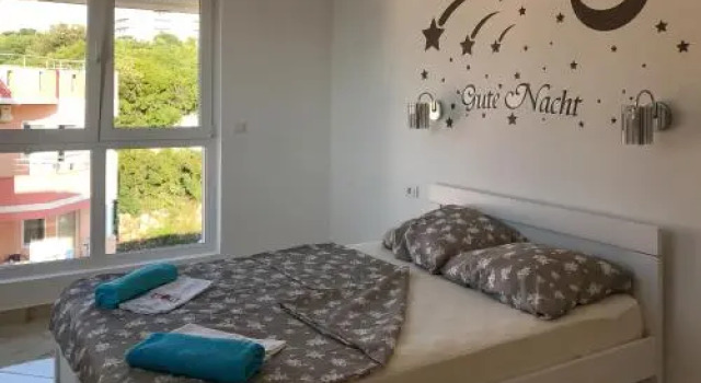 Minna Apartments 2, Book Apartment Busat 