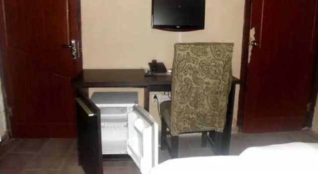 Camera Executive Treasureland Hotel