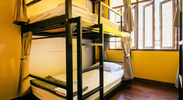 Sleep Soundly Hostel - Adults Only