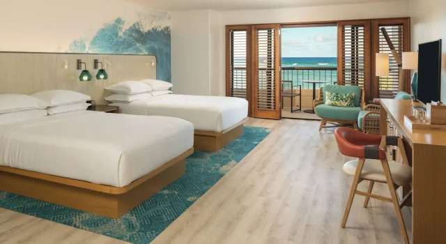 Четырёхместный номер Standard Sheraton Kauai Coconut Beach Resort