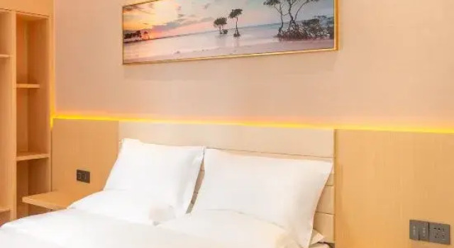 Люкс Yunqi luxury hotel (Qiaotou metro station, Shenzhen International Convention and Exhibition Center)