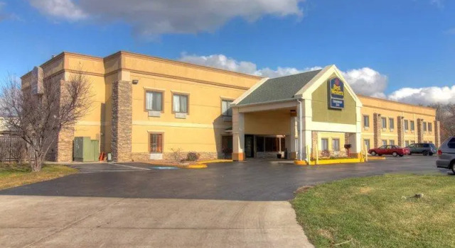 Люкс Standard Best Western Crossroads Inn