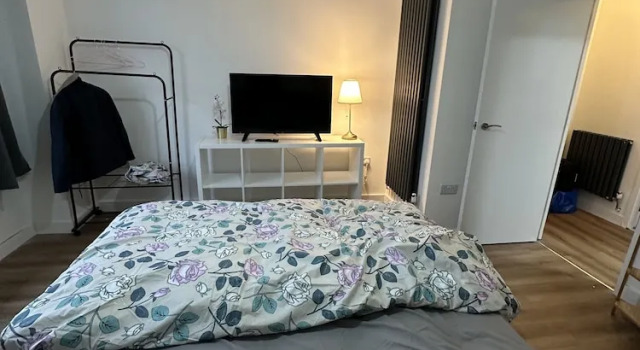 Lovely 1-bed Studio Near Canary Wharf, London