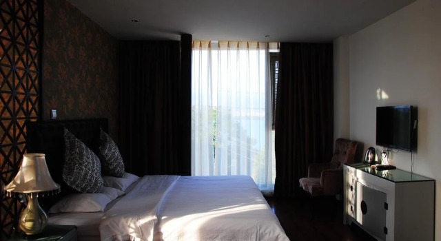 Xichang Banshantang Inn, Reservar Hotel Hotéis em Xichang com estacionamento, Estacionamento