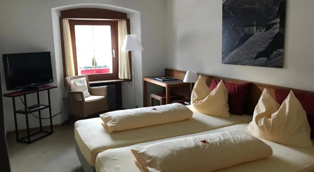 Hôtel Bodenhaus, Reserva ahora Hotel Spluegen Viamala