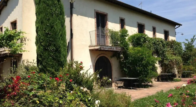 Agriturismo Le Tre Pietre, Забронировать Фермерский дом Монтериджони Кьянти