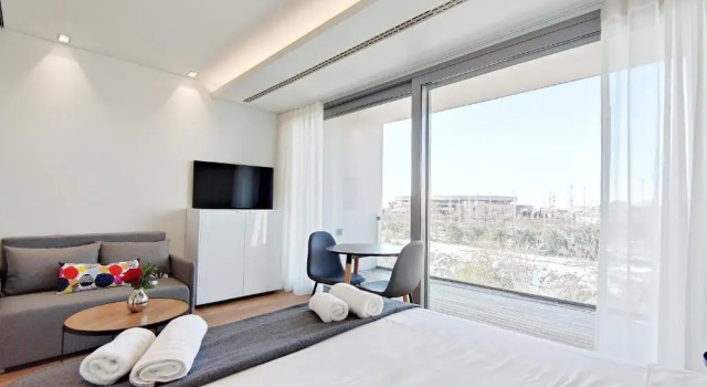 Студия с балконом Verde Apartments