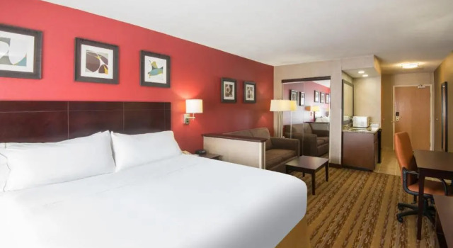 Двухместный номер Standard Holiday Inn Express Hotel & Suites Wauseon by IHG