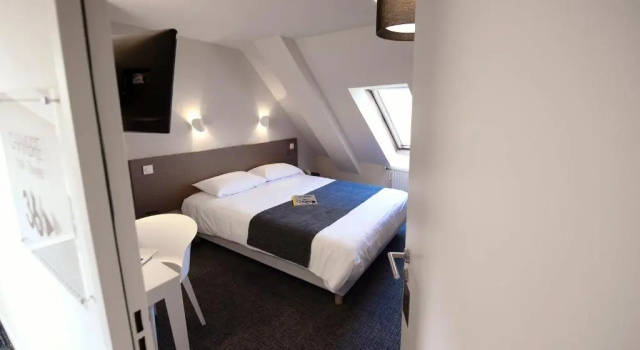 Трёхместный номер Comfort Hôtel Du Port