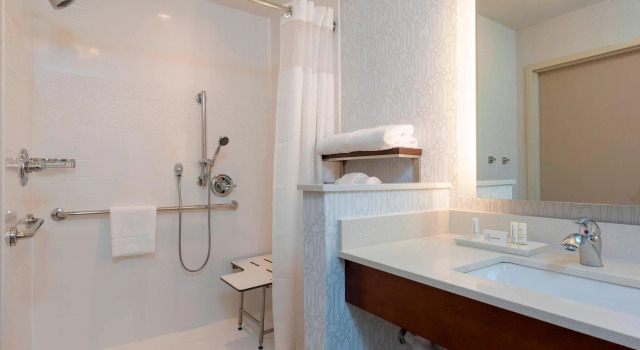 Четырёхместный номер Standard Fairfield Inn & Suites by Marriott Indianapolis Carmel