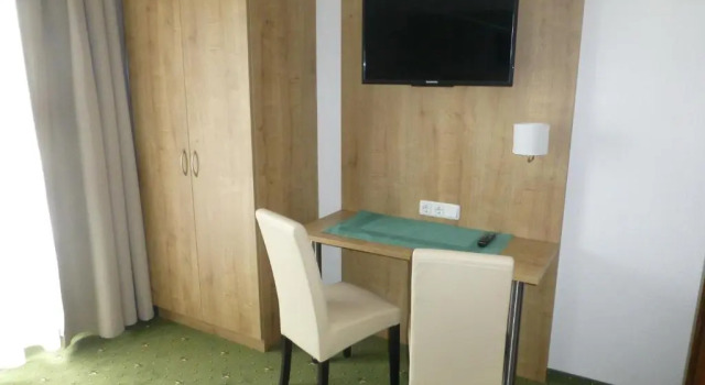 Hotel Weismann, Book Hotel Sankt Georgen im Attergau 