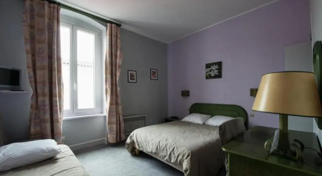 Трёхместный номер Standard Hotel Phoebus