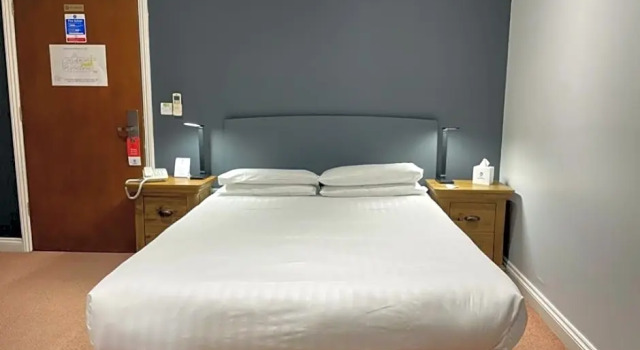 Номер Deluxe Best Western Claydon Hotel