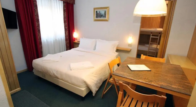 Апартаменты Breithorn Lodge