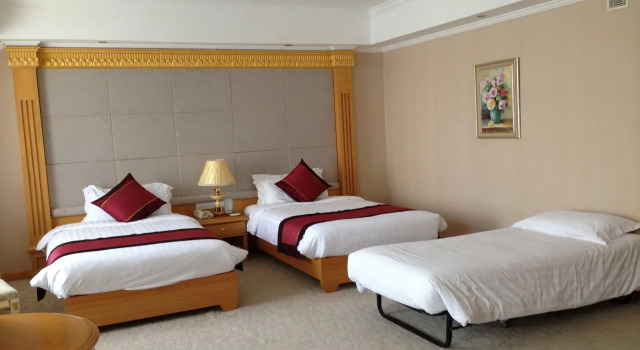 Riverview Shanghai, Varaa Hotelli Huangpu 