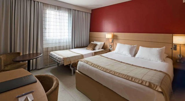 Двухместный семейный номер Standard Best Western Plus Le Lavarin Avignon