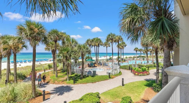 Номер Standard с 3 комнатами с балконом и с видом на океан Grand Panama Beach Resort by Panhandle Getaways