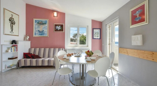 Stunning Home in Klis With Wifi and 3 Bedrooms