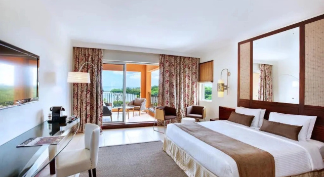 Полулюкс с видом на город The Address Boutique Hotel