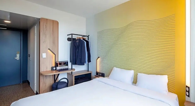 Двухместный номер Accessible B&B HOTEL Massy Gare TGV
