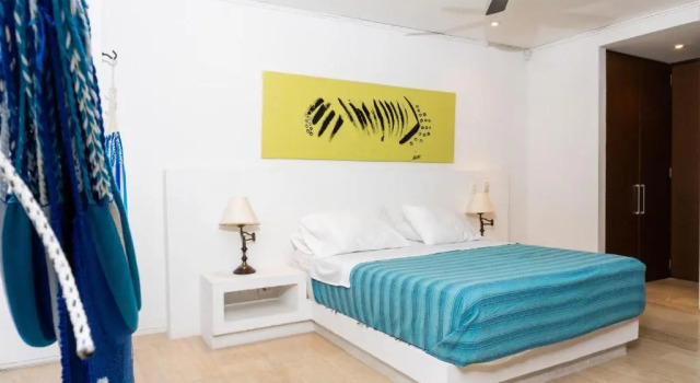 Апартаменты Spacious Loft @ Parque de Los Novios w/ wifi steps from the beac
