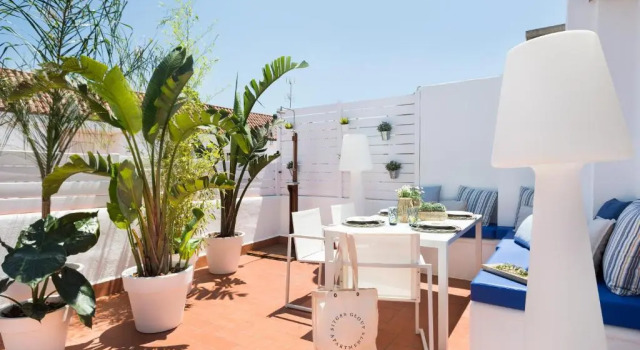 Номер Standard Дуплекс с 3 комнатами Sitges Group Blue&White