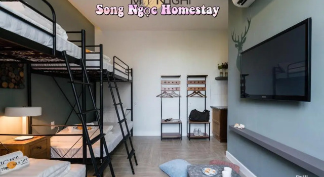 Кровать в общем номере Song Ngọc Hotel