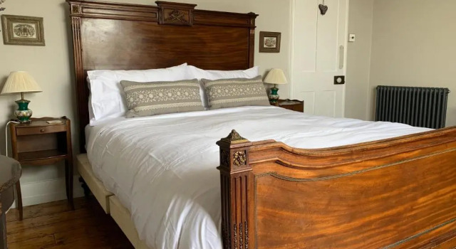 Коттедж Gloucester House